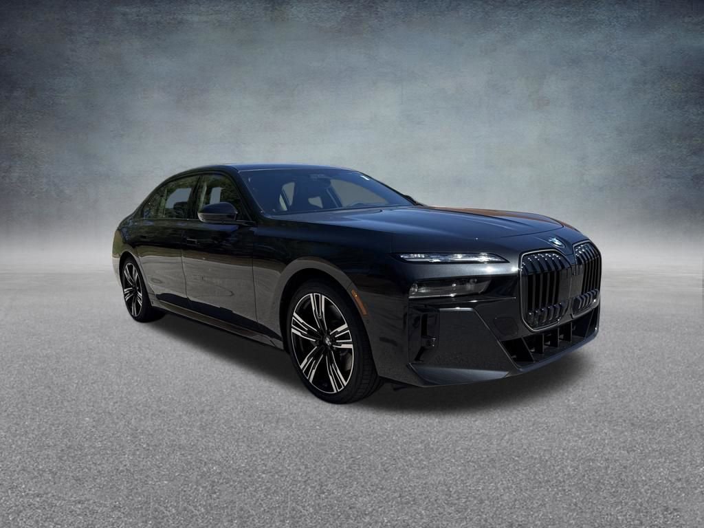 Used 2026 BMW 760i xDrive w/ Executive Package AWD/4WD image 8