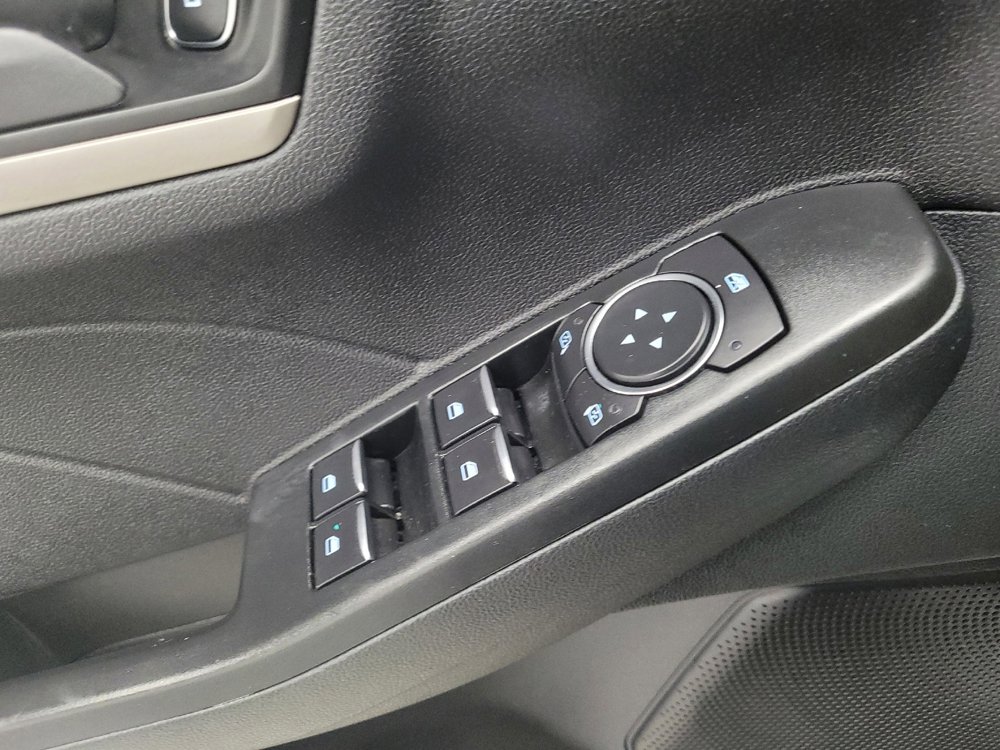 Used 2022 Ford Escape SE image 27