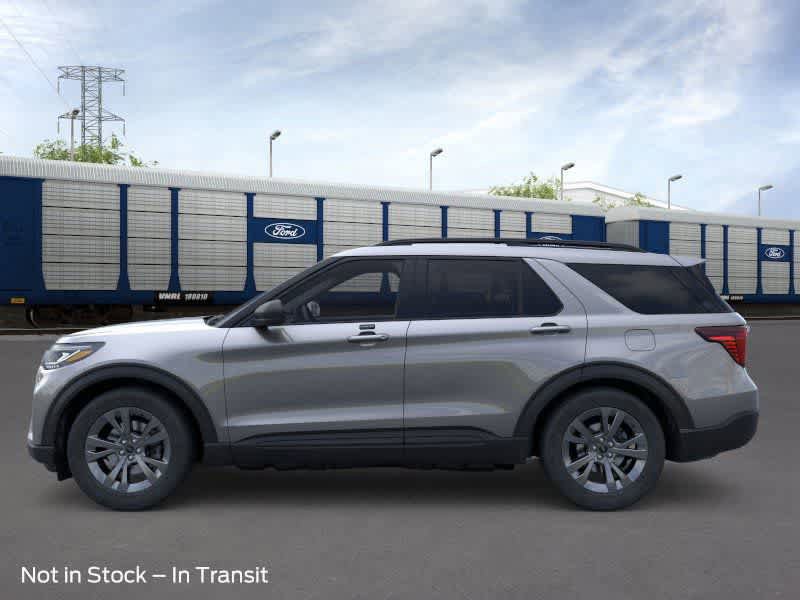 New 2026 Ford Explorer Active w/ Active Comfort Package AWD/4WD image 3