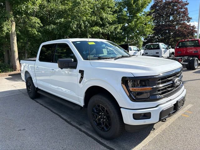 New 2026 Ford F150 XLT w/ Equipment Group 302A MID
