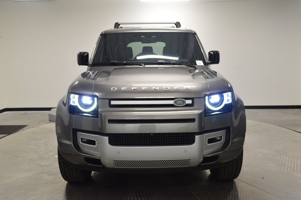Used 2022 Land Rover Defender 110 XS Edition AWD/4WD image 10