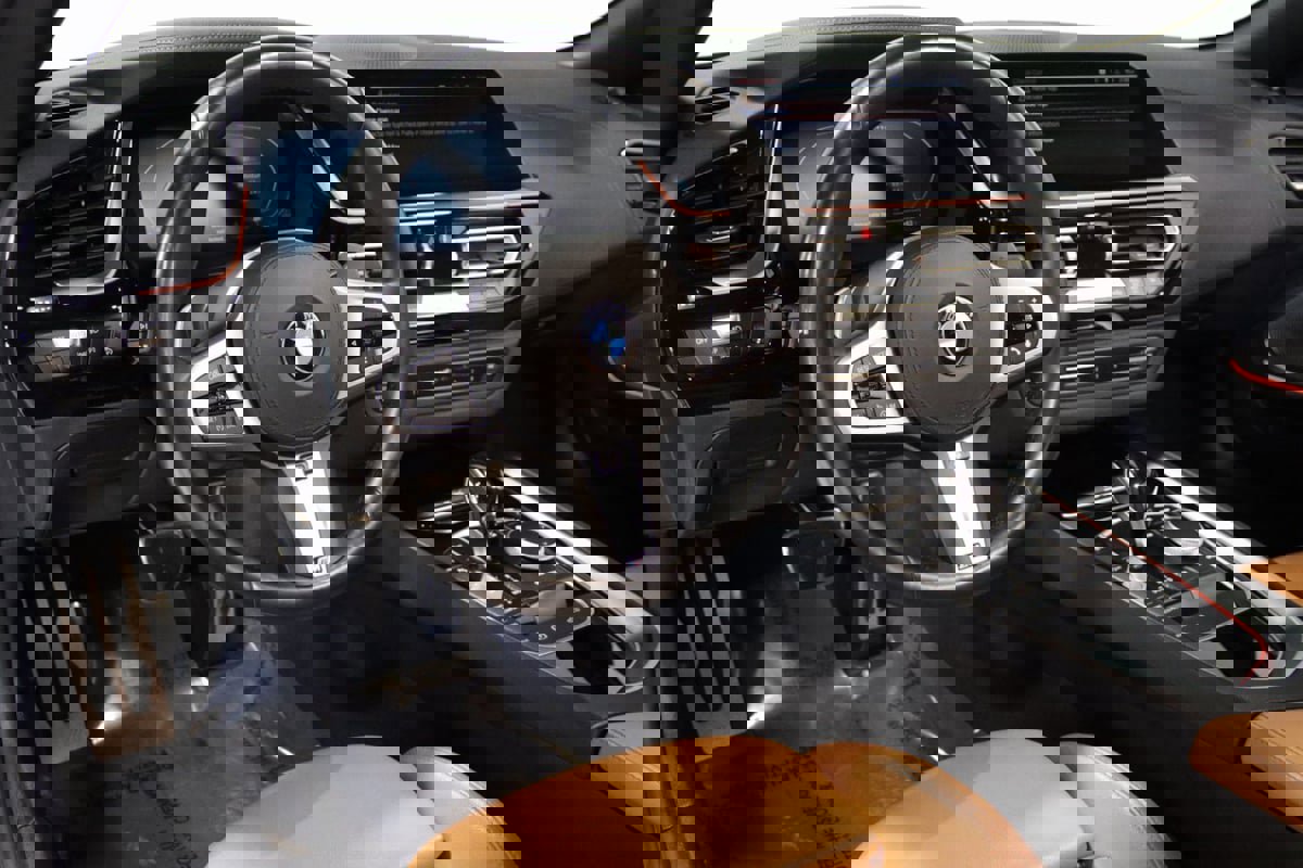 Used 2024 BMW Z4 M40i w/ Premium Package image 41