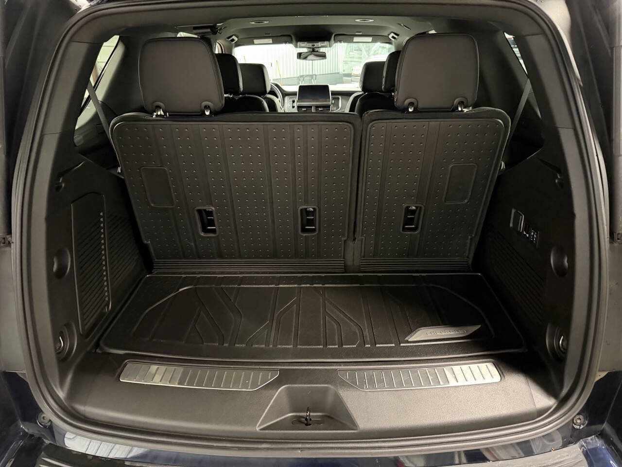 Used 2022 Chevrolet Tahoe RST w/ Sport Performance Package image 34