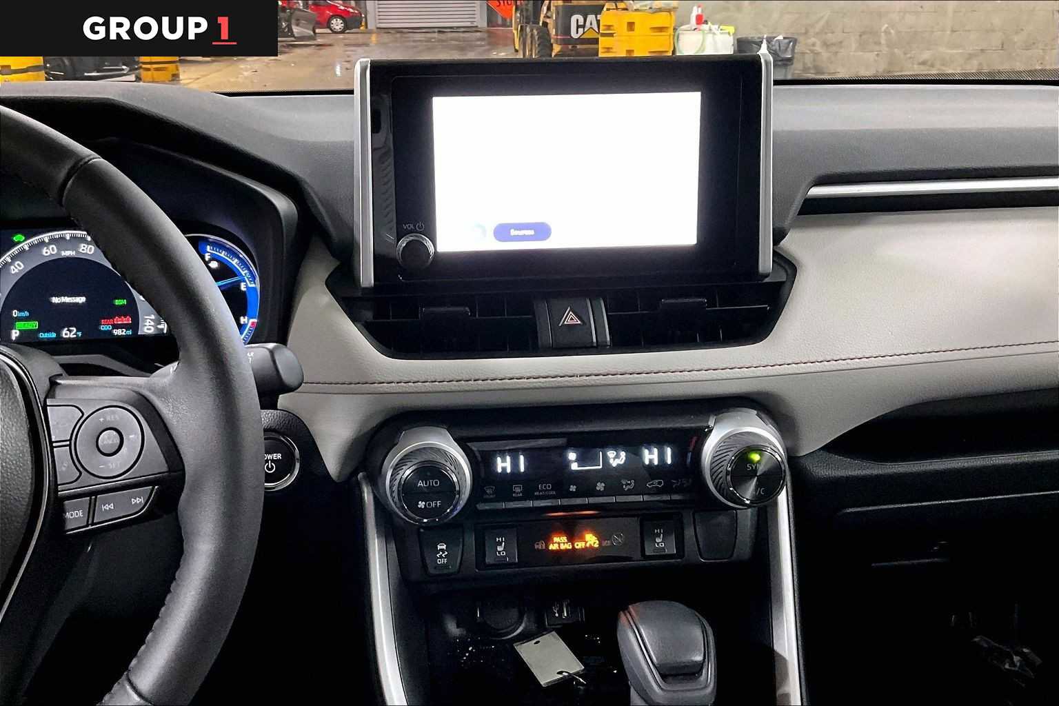 Used 2025 Toyota RAV4 XLE image 6