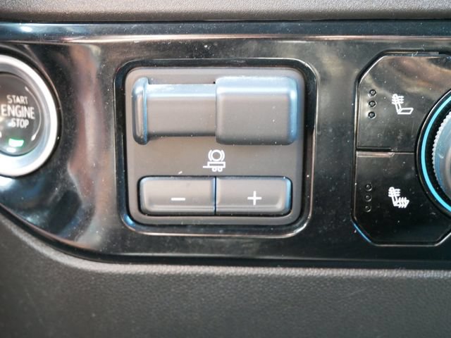 Used 2024 Chevrolet Silverado 2500 LT w/ Convenience Package AWD/4WD image 17