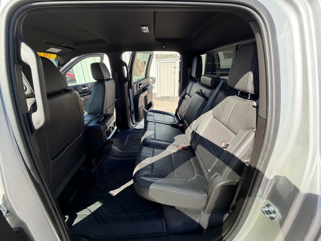 Used 2021 Chevrolet Silverado 3500 High Country image 47