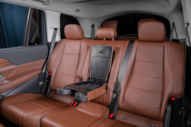 New 2026 Mercedes-Benz GLS 450 4MATIC image 32