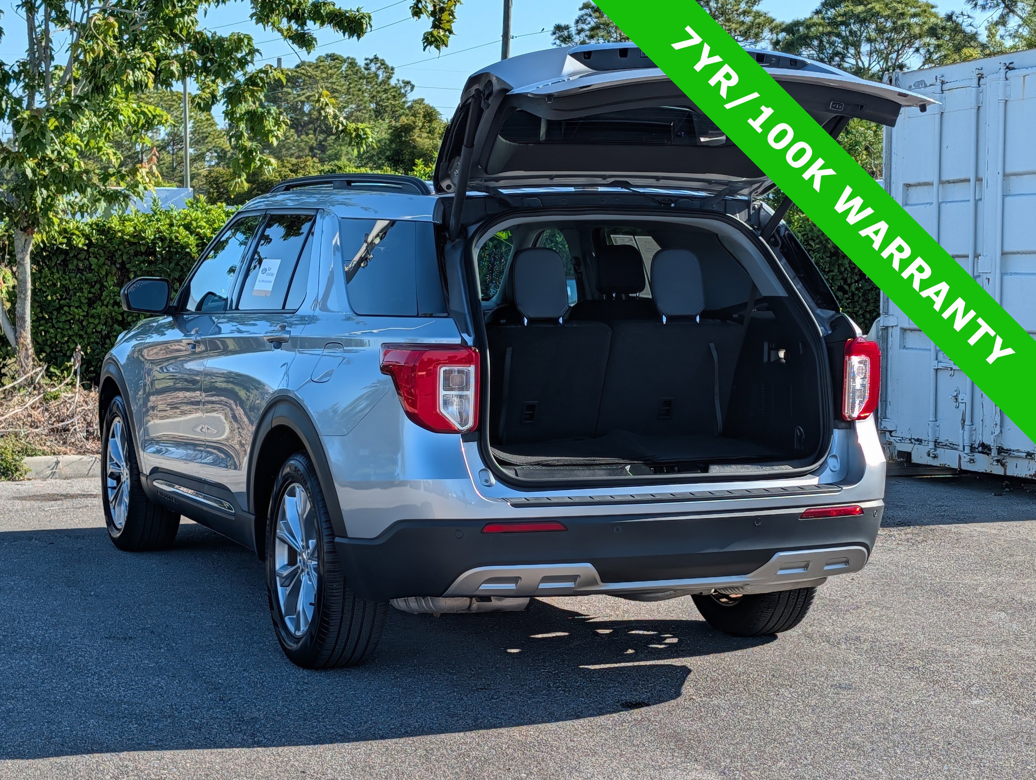 Certified 2023 Ford Explorer XLT w/ Equipment Group 202A RWD image 13