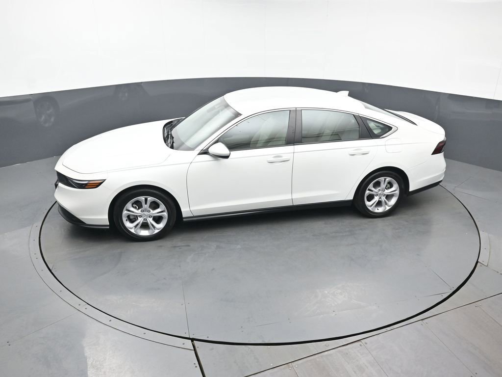Used 2024 Honda Accord LX image 32