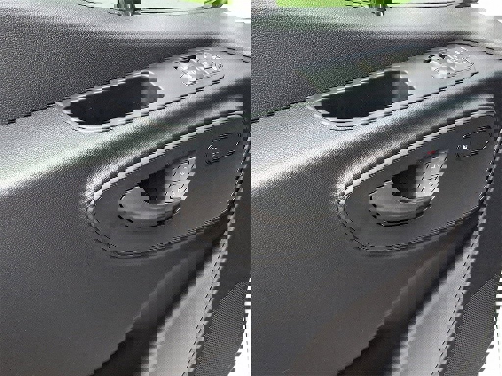 New 2025 Mercedes-Benz Sprinter 2500 image 9