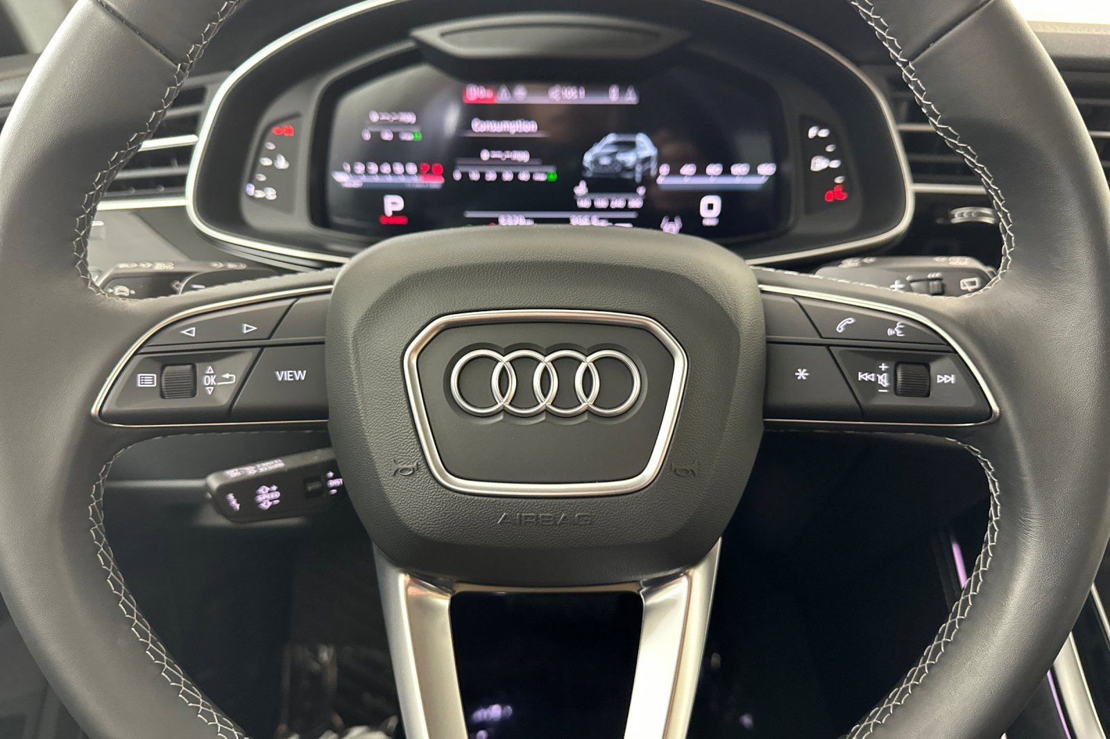 Used 2025 Audi Q8 Premium Plus w/ Premium Plus Package image 22