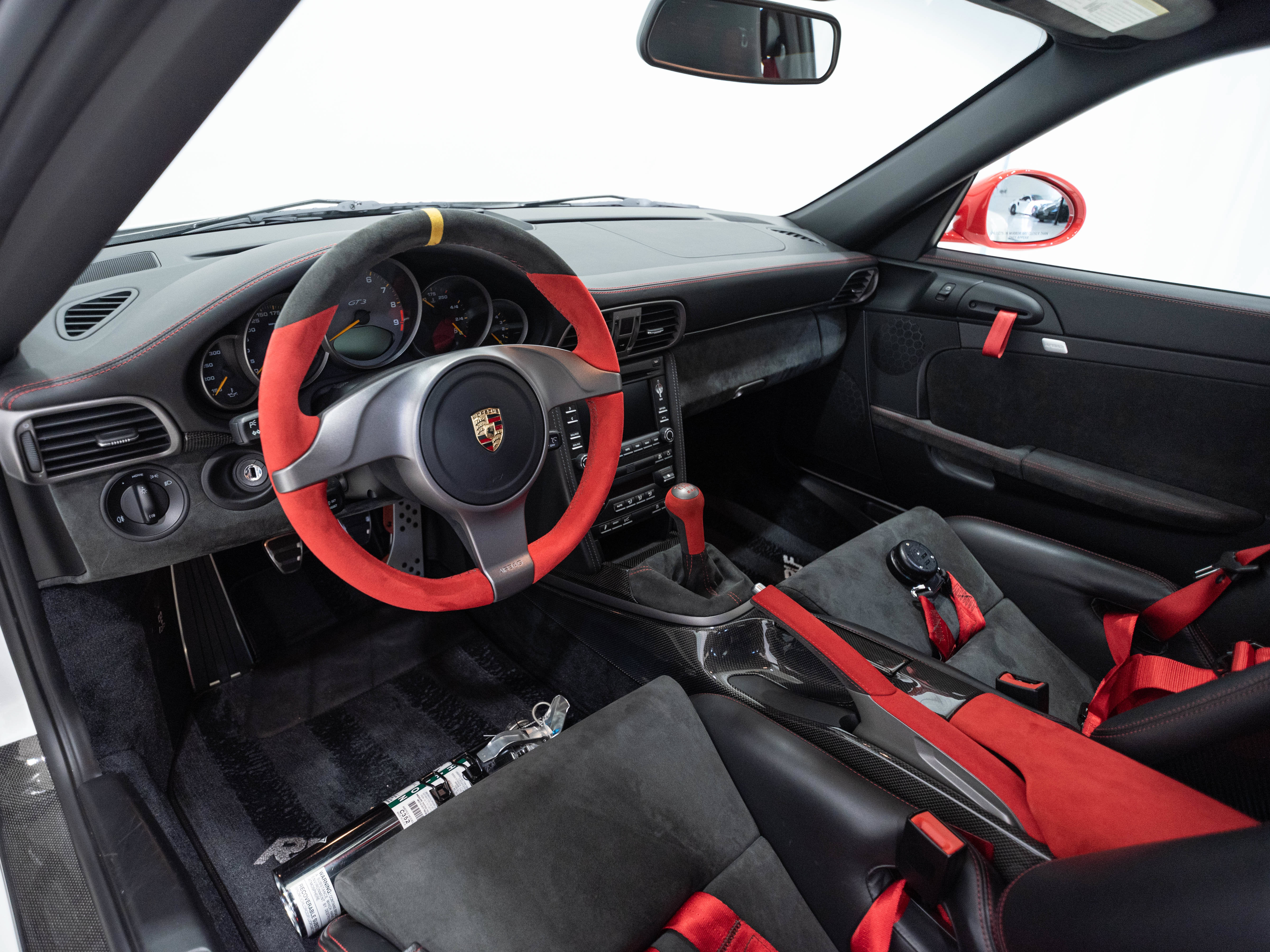 Used 2011 Porsche 911 GT3 RS RWD image 40