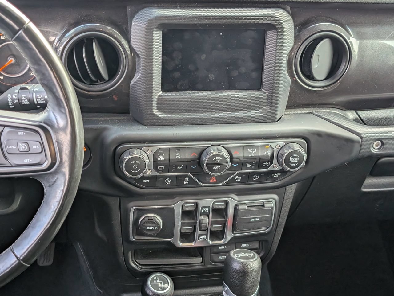 Used 2019 Jeep Wrangler Unlimited Sport AWD/4WD image 12