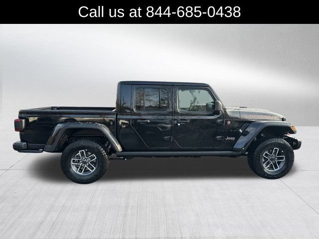 New 2026 Jeep Gladiator Mojave w/ Steel Bumper Group AWD/4WD image 4