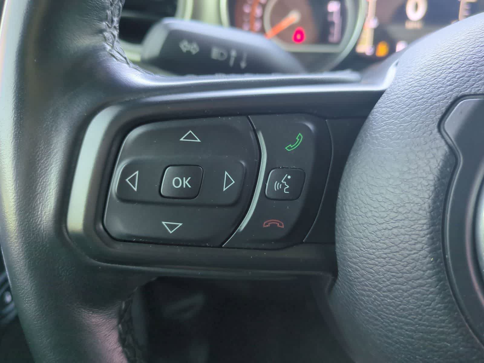 Used 2021 Jeep Gladiator Sport AWD/4WD image 23