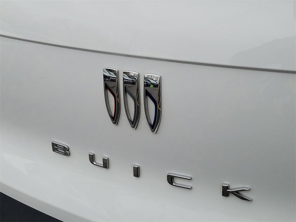 Used 2025 Buick Envista Preferred image 7