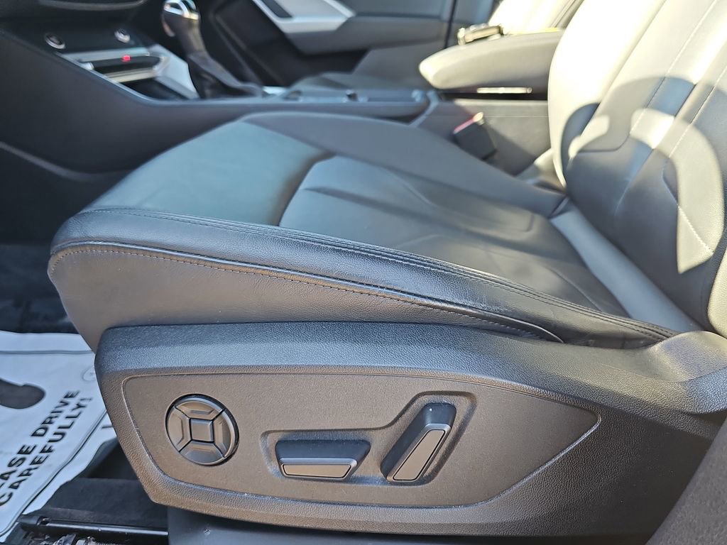 Used 2021 Audi Q3 2.0T Premium w/ Convenience Package image 33