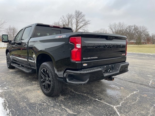 Used 2022 Chevrolet Silverado 1500 RST w/ Convenience Package II image 2