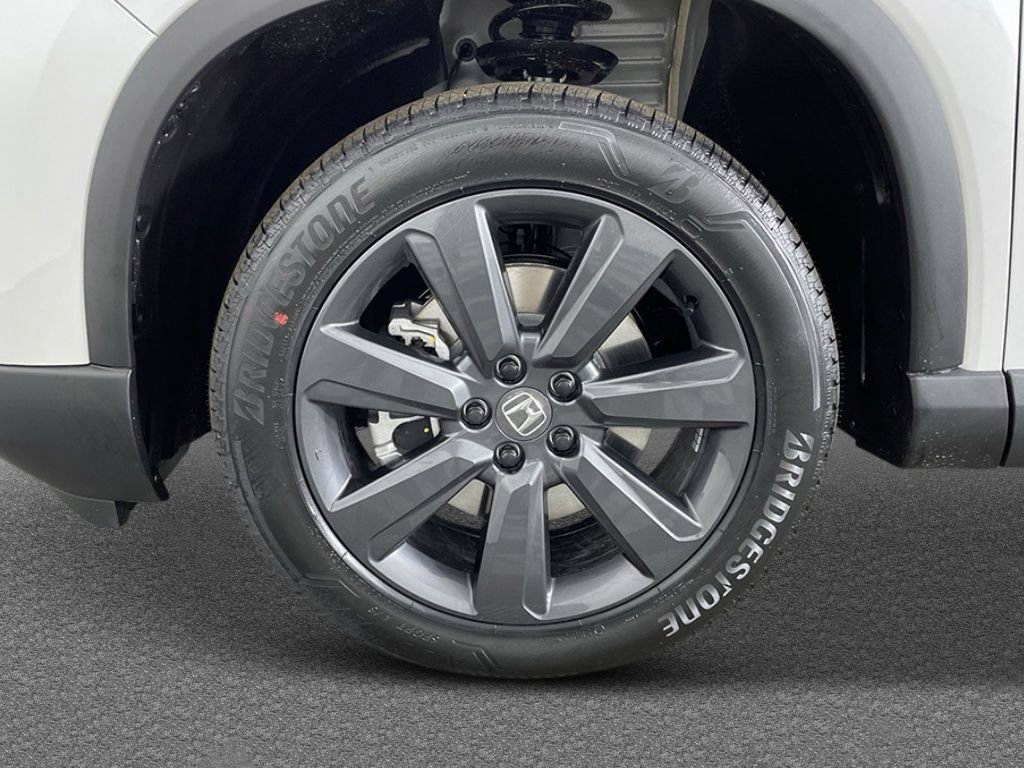 New 2026 Honda Pilot Sport image 9