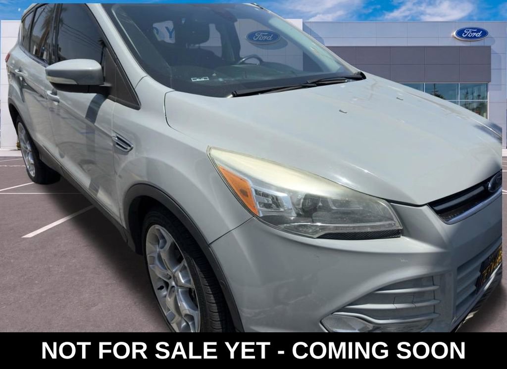 Used 2014 Ford Escape Titanium w/ Equipment Group 401A AWD/4WD video 1