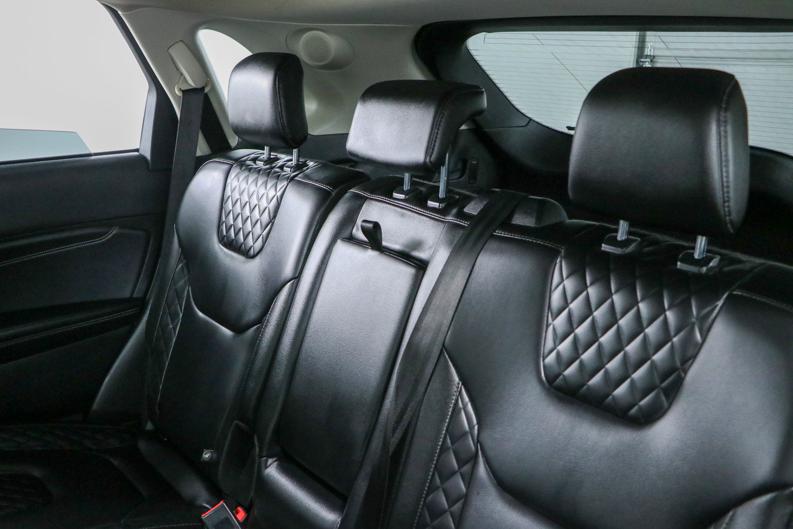 Used 2023 Ford Edge Titanium AWD/4WD image 24