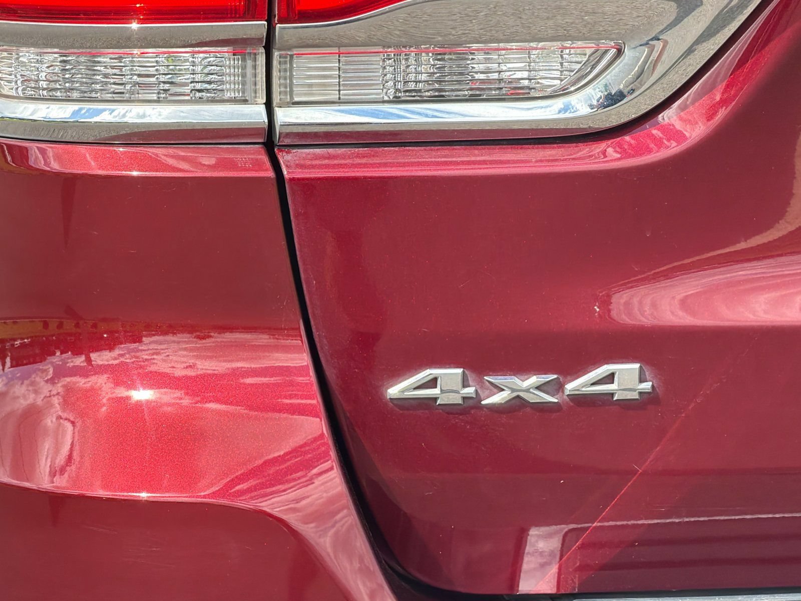 Used 2020 Jeep Grand Cherokee Summit AWD/4WD image 34