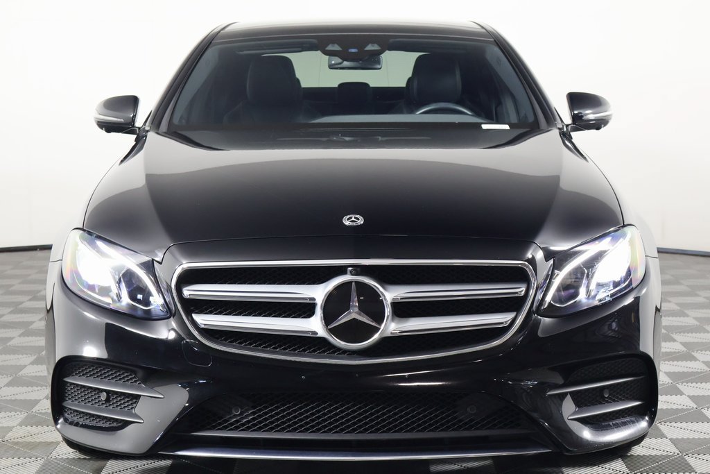 Used 2019 Mercedes-Benz E 300 image 2