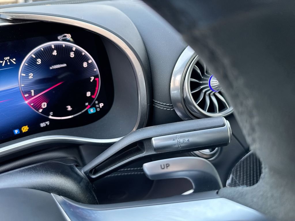 Used 2022 Mercedes-Benz SL 63 AMG 4MATIC image 23