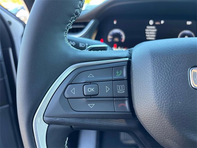 New 2025 Jeep Grand Cherokee Altitude image 13