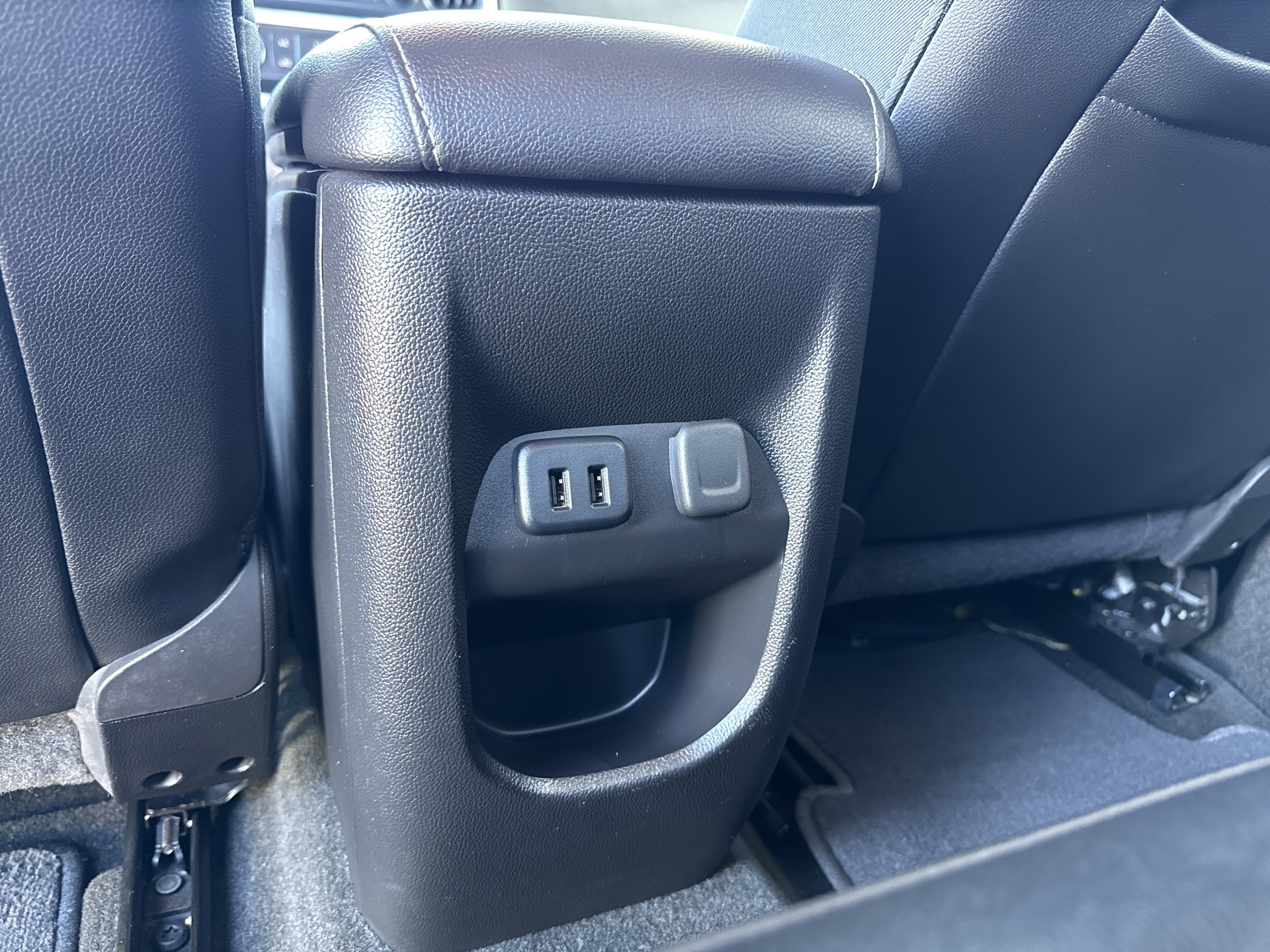 Used 2017 GMC Canyon SLT w/ Driver Alert Package image 42