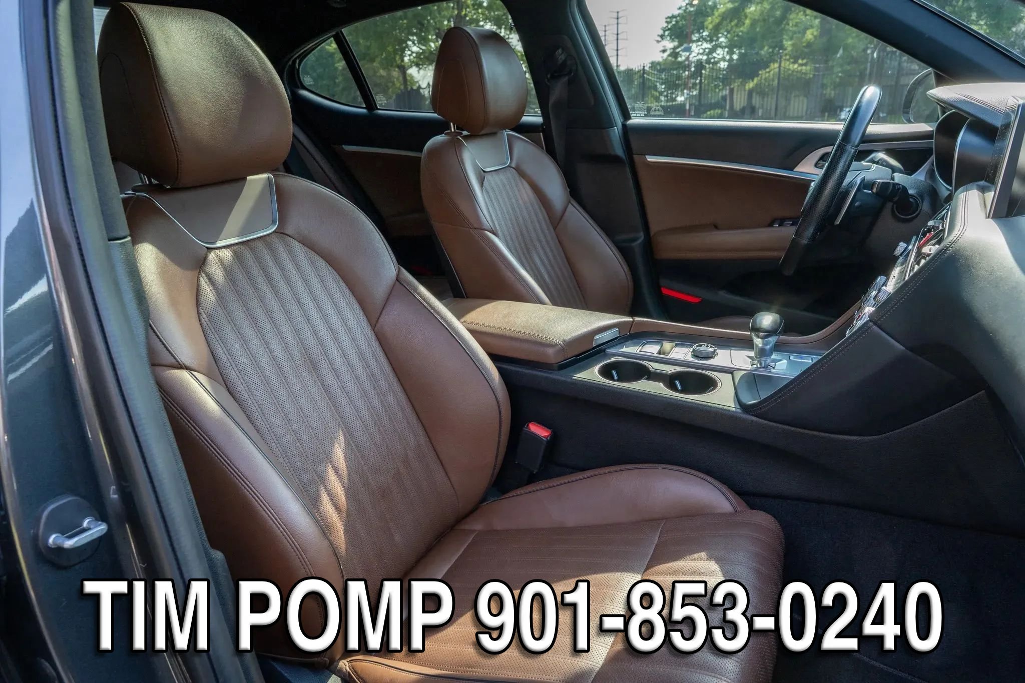 Used 2020 Genesis G70 2.0T w/ Elite Package RWD image 17