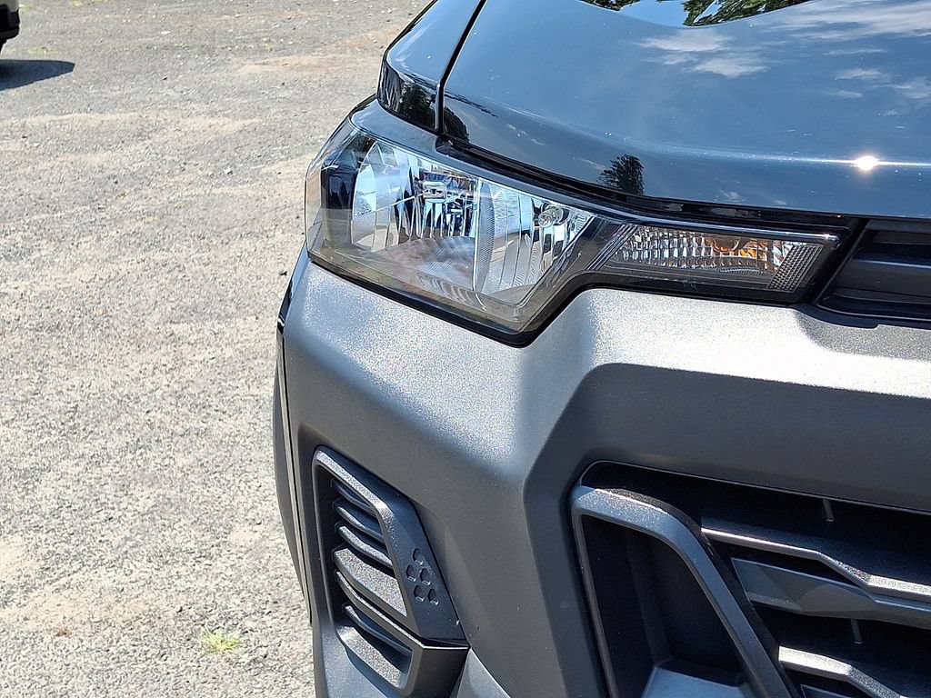 Used 2024 Chevrolet Colorado Trail Boss AWD/4WD image 35