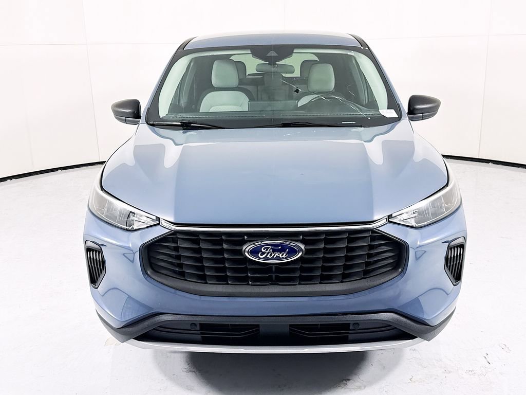 Used 2024 Ford Escape Active w/ Tech Pack #1 FWD image 2