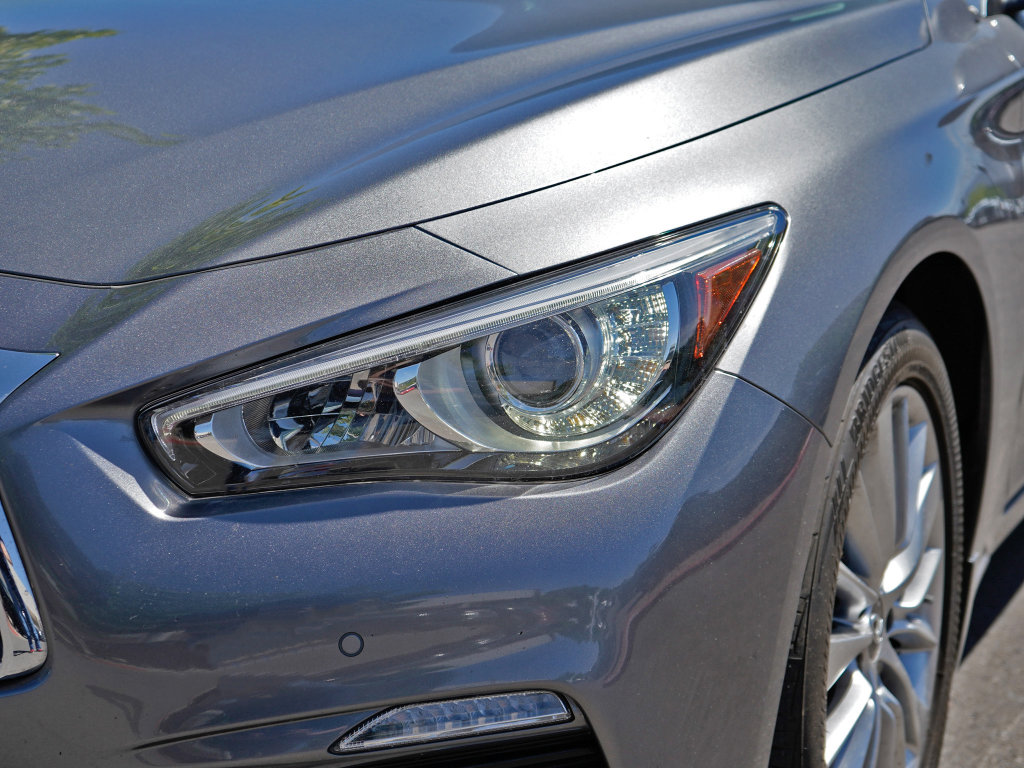 Used 2023 INFINITI Q50 Luxe w/ Cargo Package AWD/4WD image 3