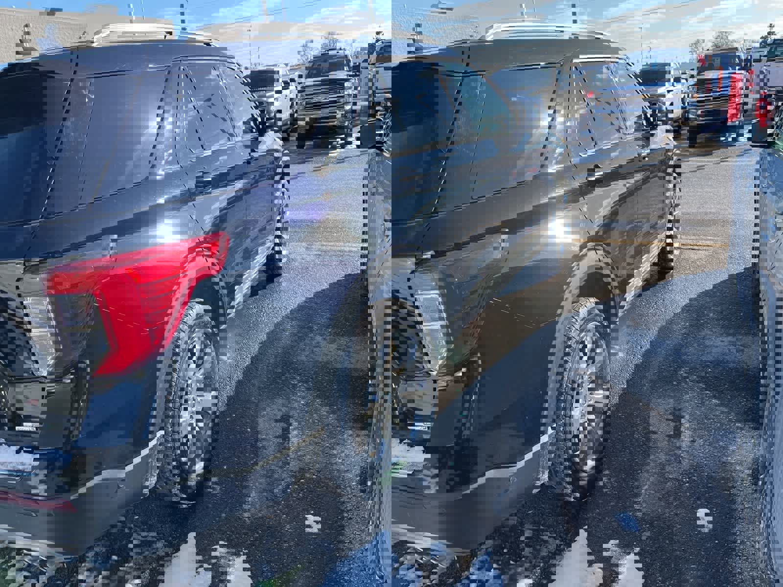 Used 2020 Ford Explorer Platinum w/ Premium Technology Package image 15