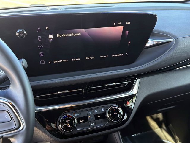 Used 2025 Buick Envista Sport Touring FWD image 18