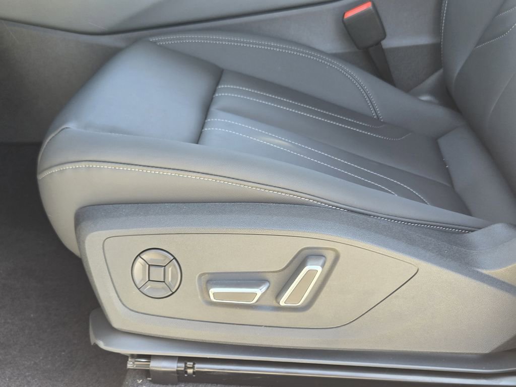 New 2026 Audi Q3 quattro 2.0T image 30
