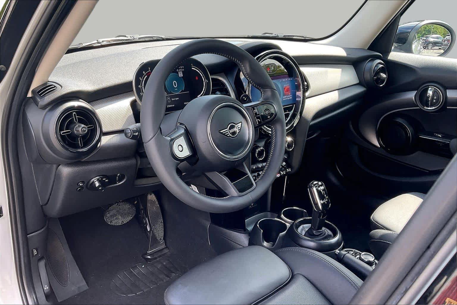 Used 2024 MINI Cooper S FWD image 16