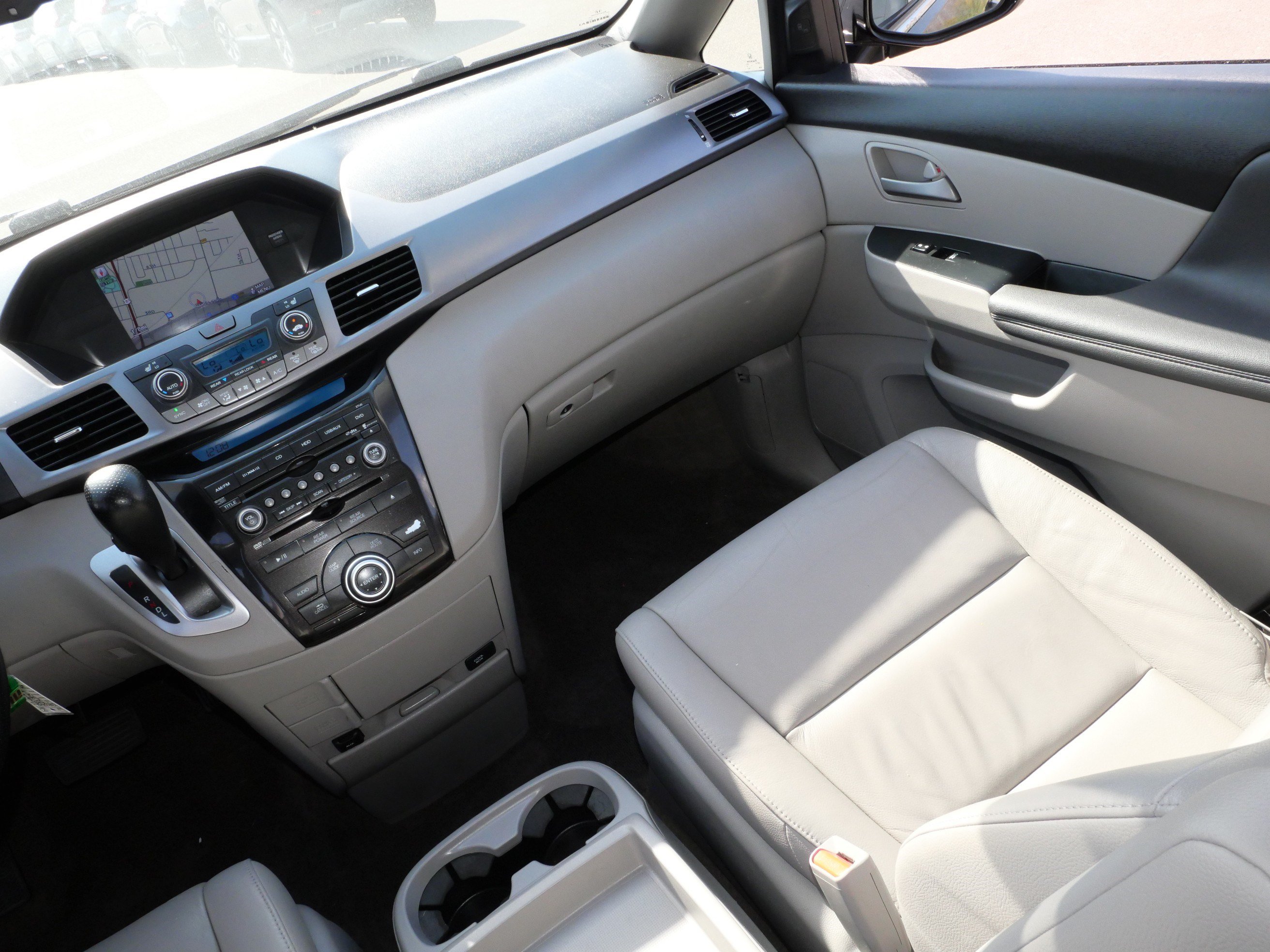 Used 2013 Honda Odyssey Touring image 11