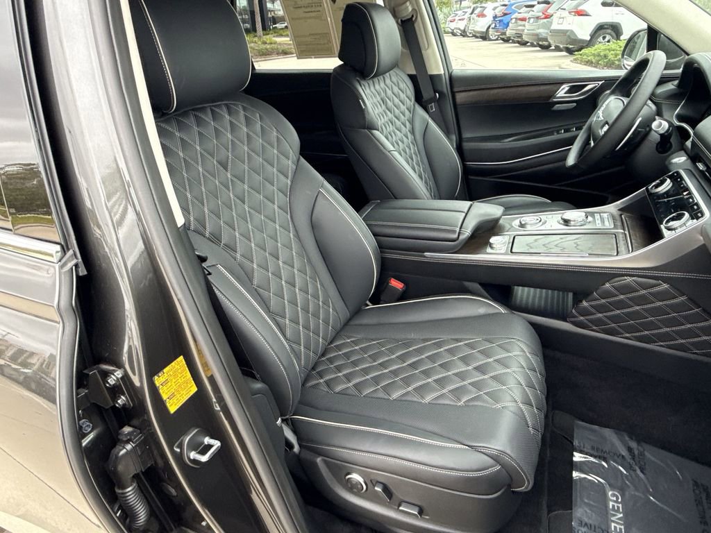 Used 2024 Genesis GV80 3.5T image 16