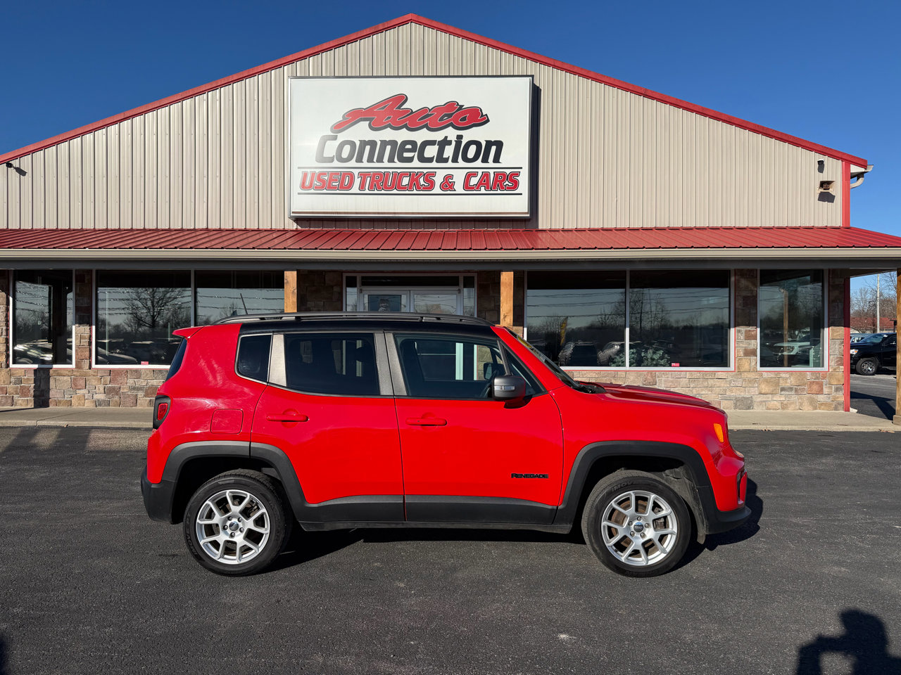 Used 2021 Jeep Renegade Limited image 3