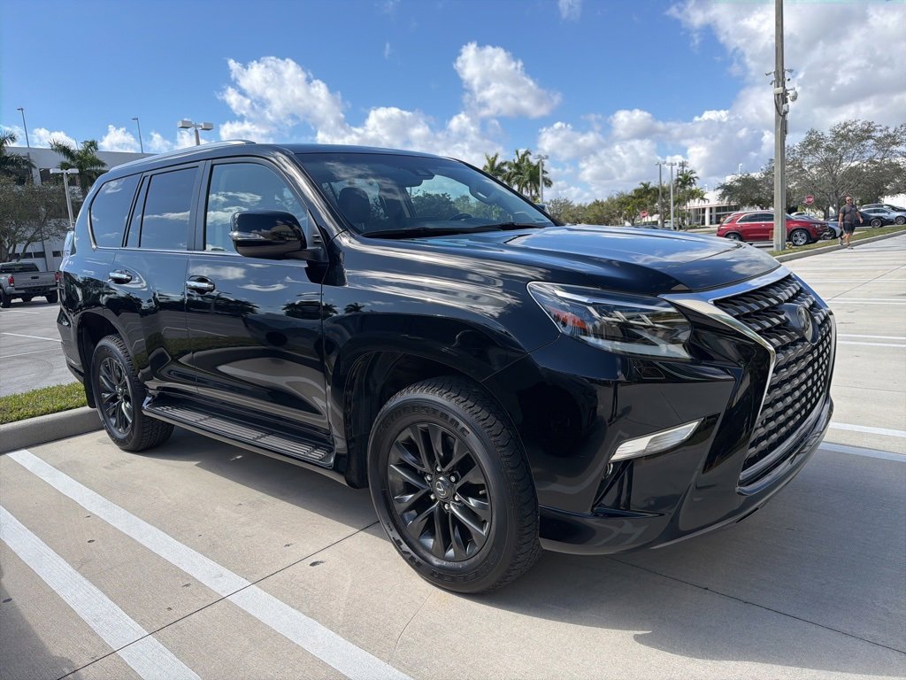 Used 2023 Lexus GX 460 Premium w/ Premium Package image 10