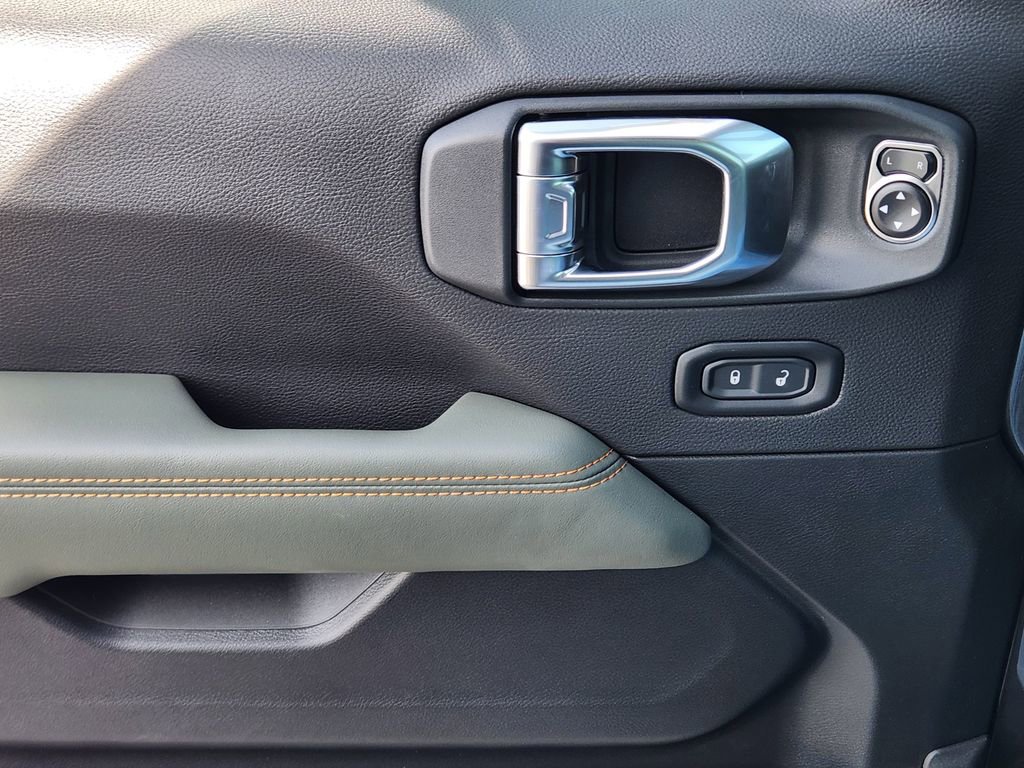 New 2026 Jeep Gladiator Mojave image 19