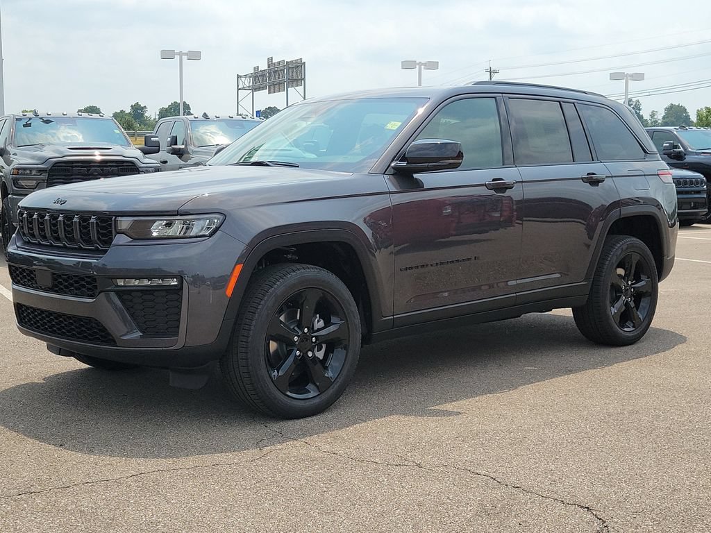 New 2026 Jeep Grand Cherokee Limited w/ Limited Altitude Package AWD/4WD image 2