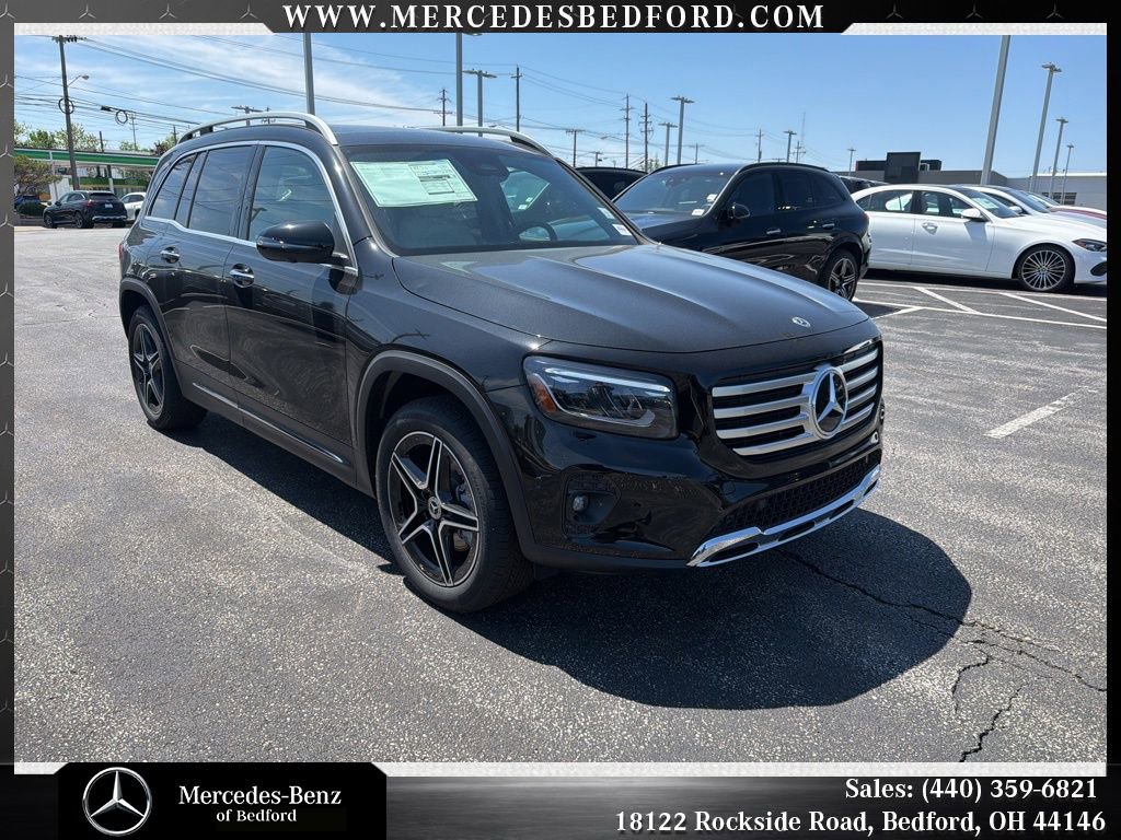 New 2026 Mercedes-Benz GLB 250 4MATIC image 3