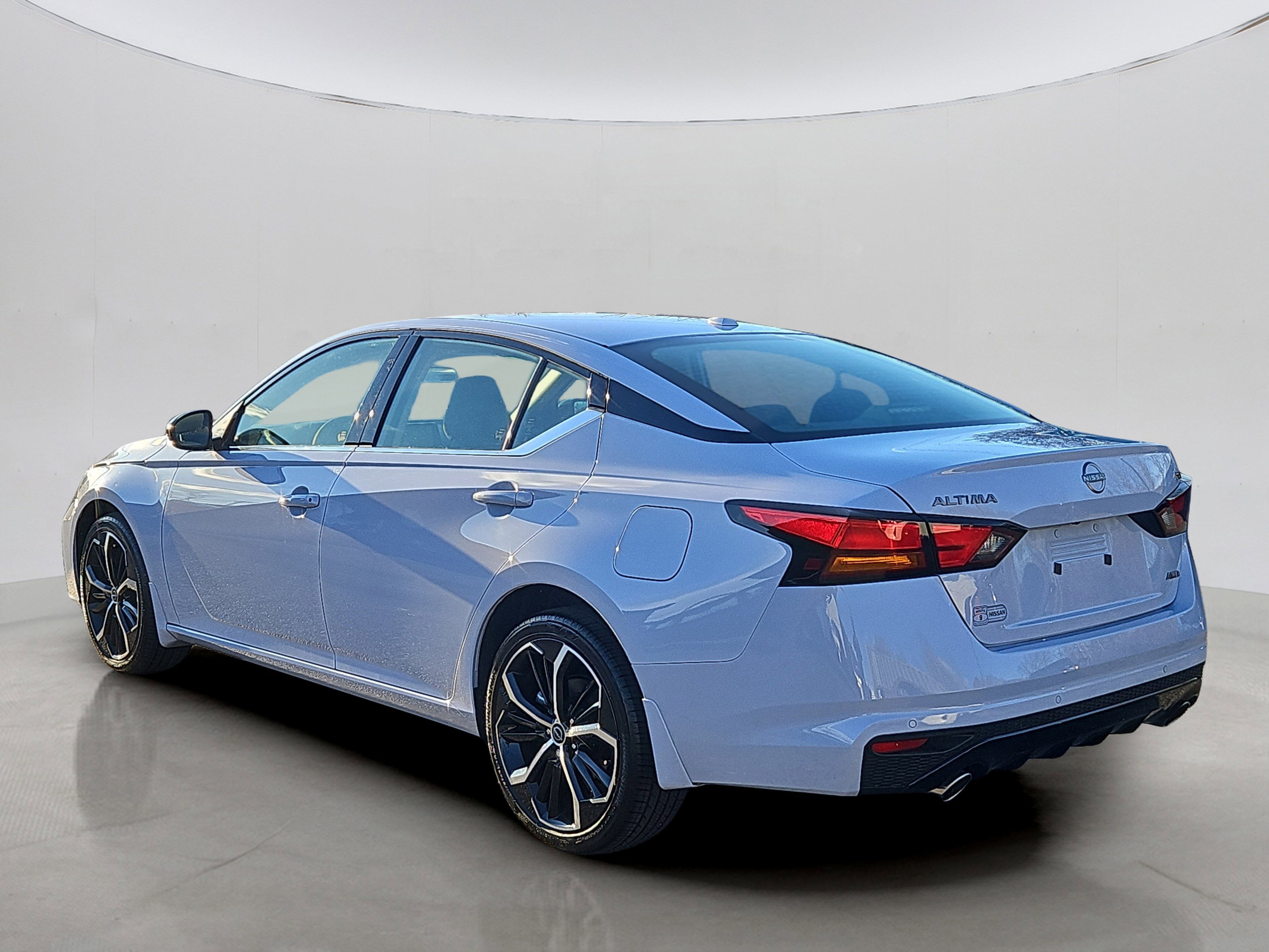 Certified 2025 Nissan Altima 2.5 SR image 23