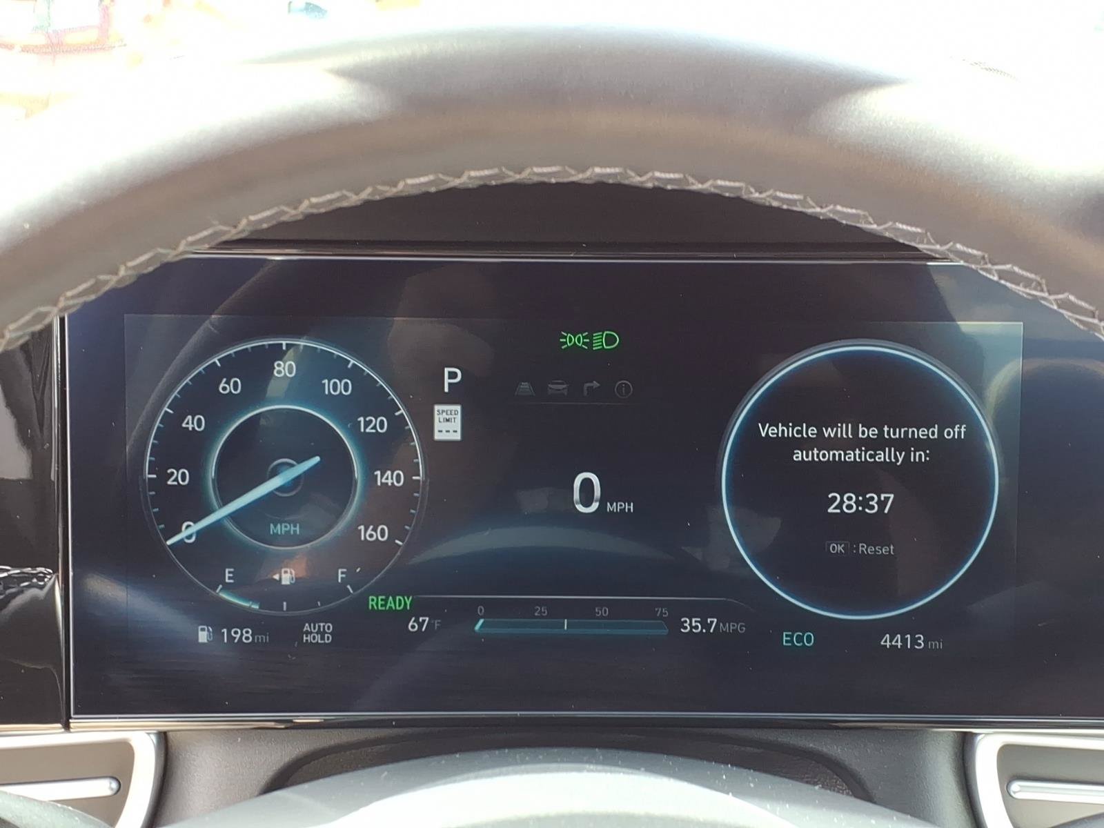 New 2025 Hyundai Elantra Limited FWD image 14