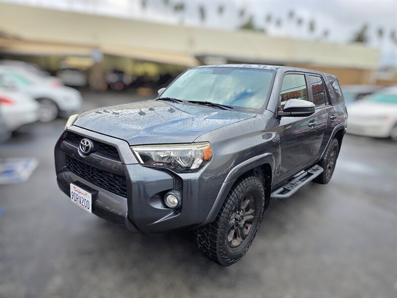 Used 2016 Toyota 4Runner SR5 image 1