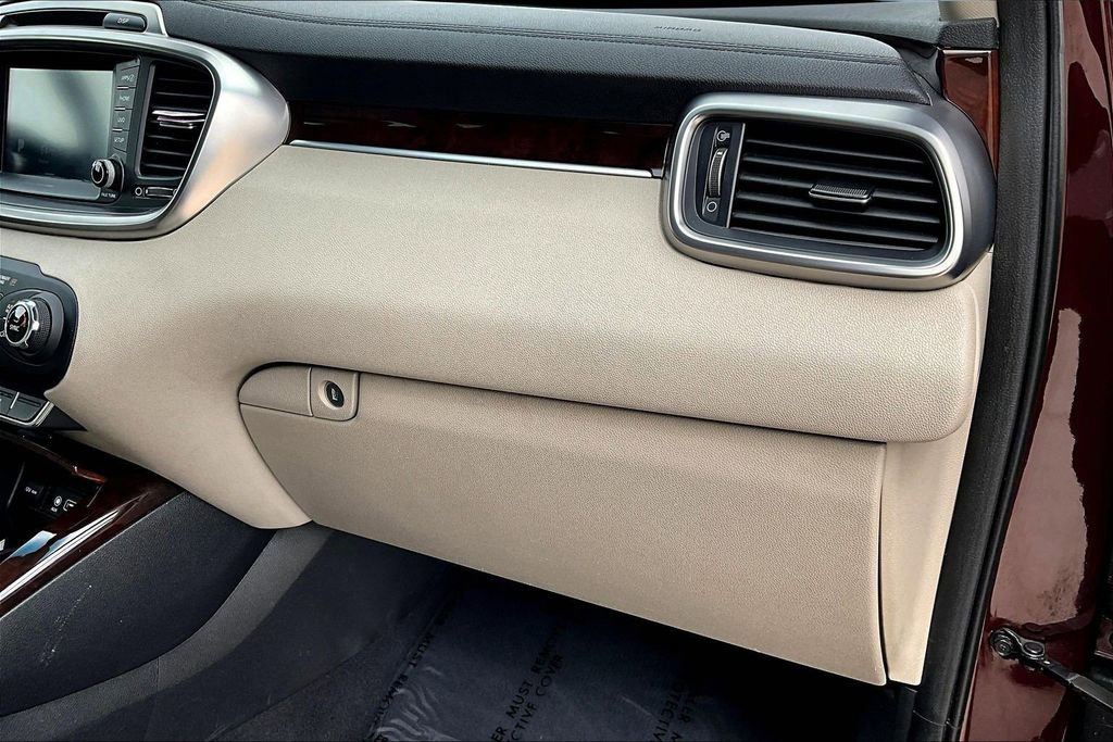 Used 2018 Kia Sorento EX w/ EX Advanced Touring Package image 17