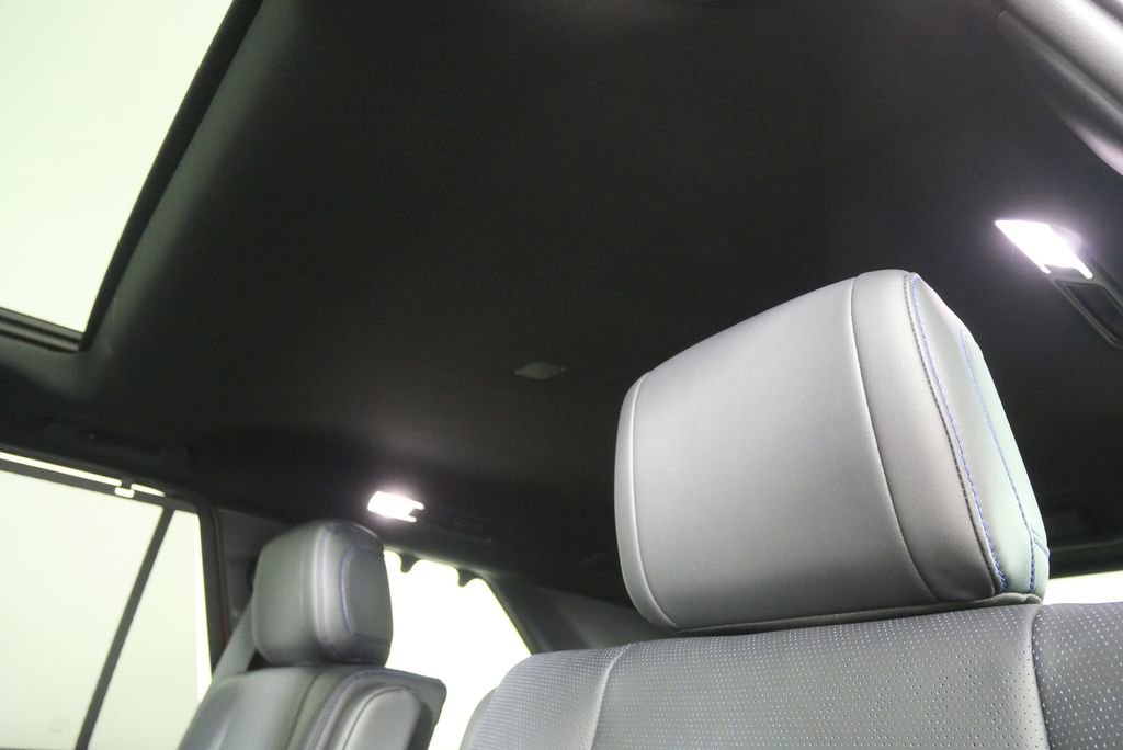 Used 2025 Toyota Sequoia Platinum image 17